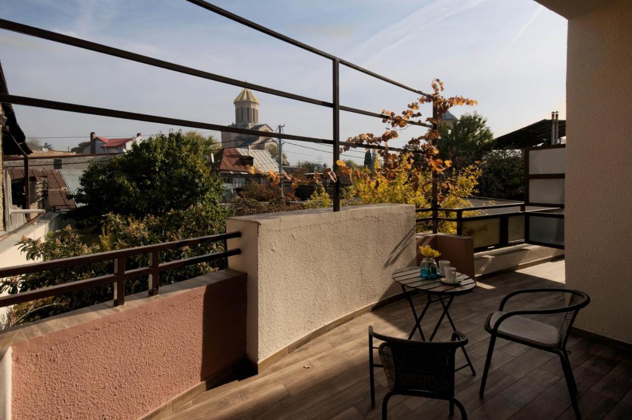 Hotel Livin Tbilisi Esterno foto